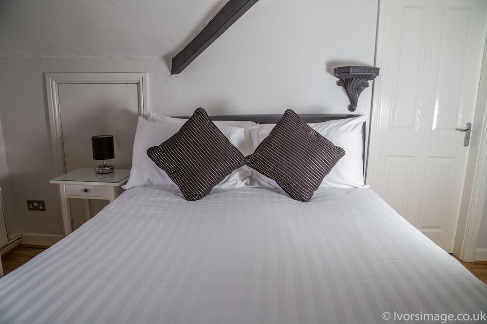 The Whittington And Cat 4* Kingston upon Hull
